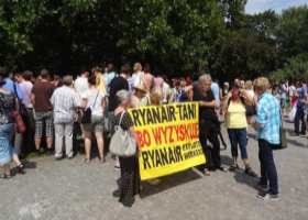 ryanair.png ryanair.png